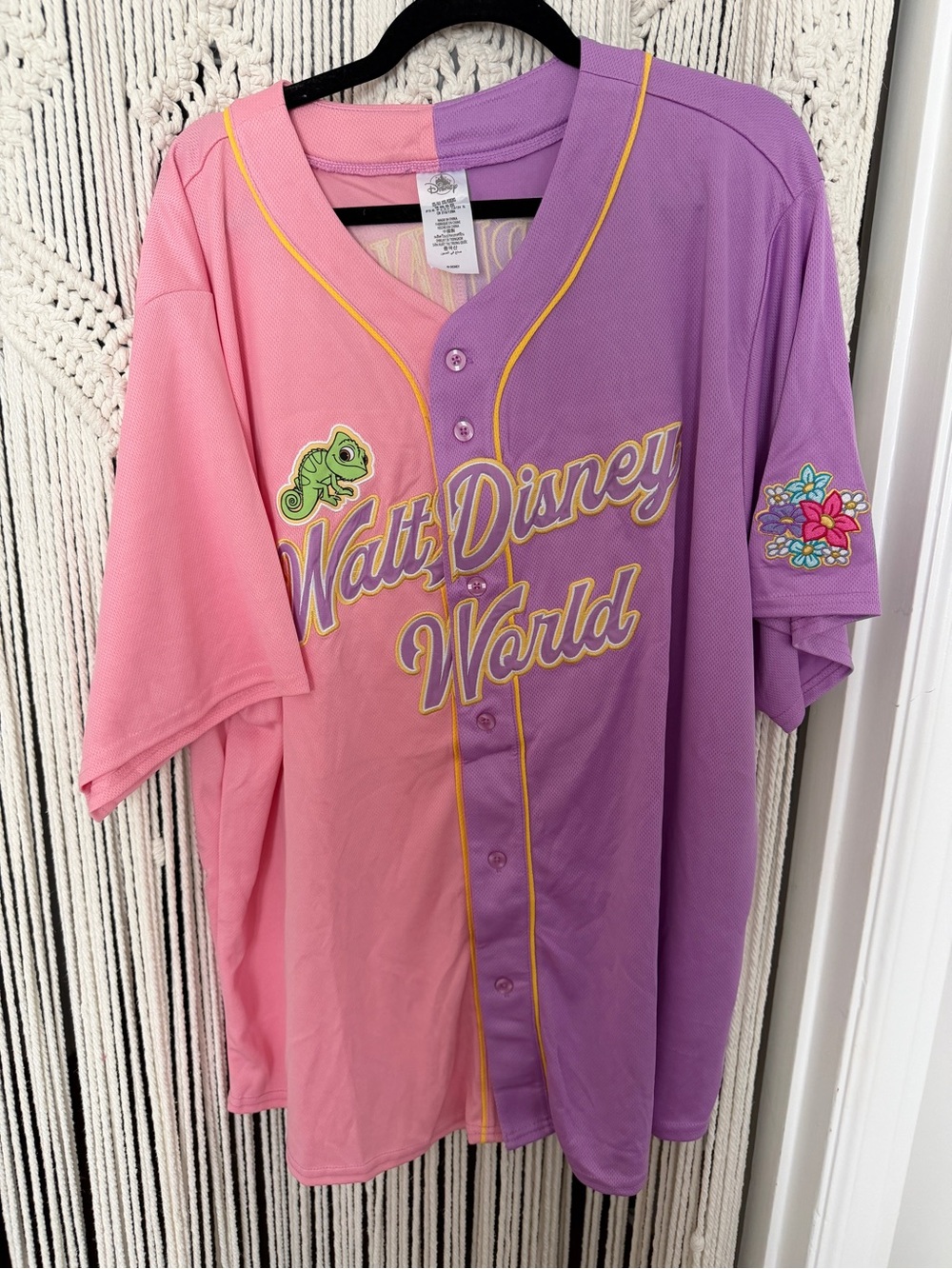 NWOT Disney baseball Jersey Rapunzel XXL